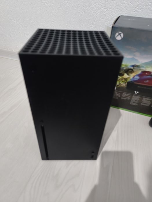 Конзола Xbox Series X 1 TB