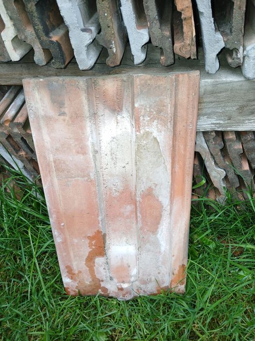 Tigla  folosita in stare buna