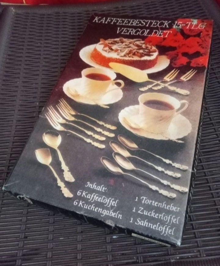 Tacamuri furculite , lingurite , cutit , poleite cu aur - NOI la cutie