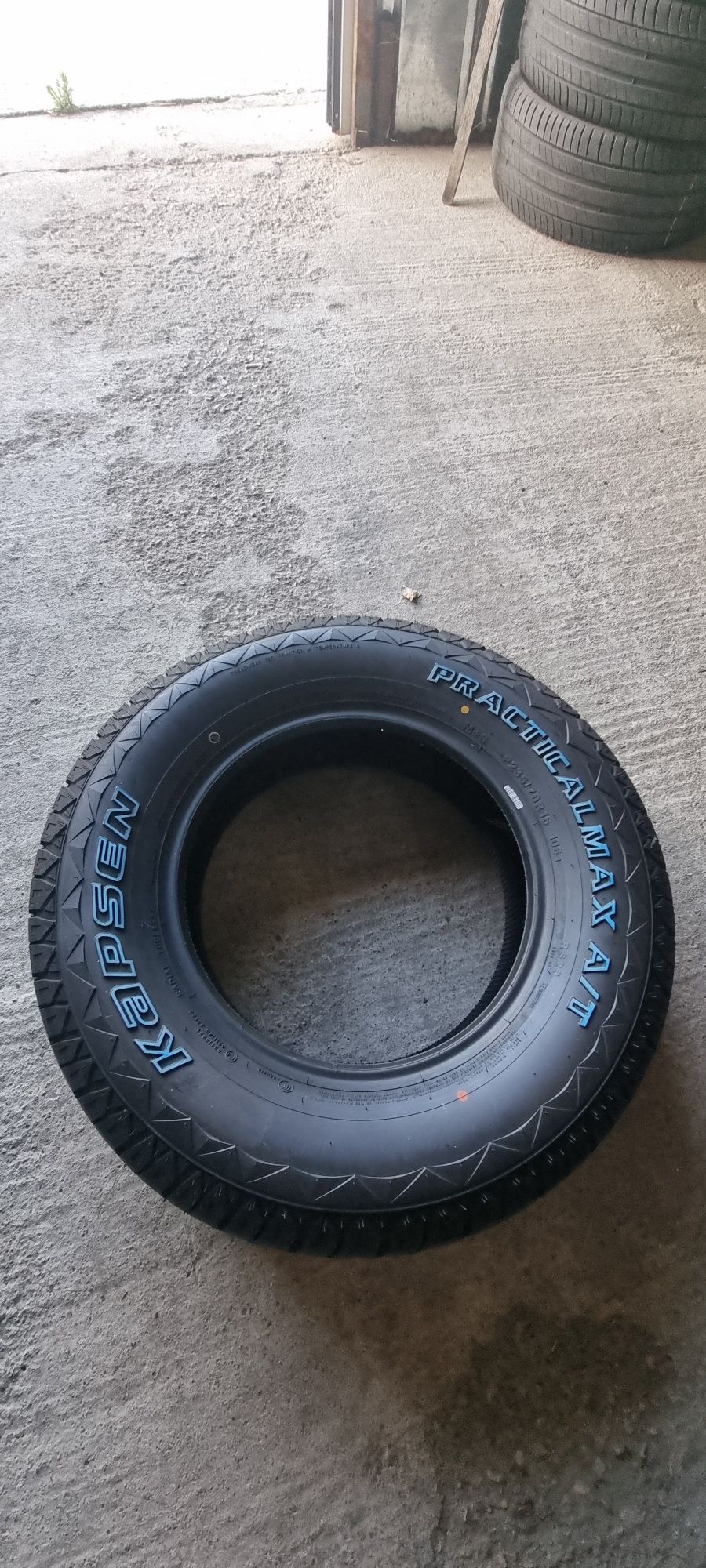 Нови гуми 235/70/17 A/T All Terrain Kapsen
