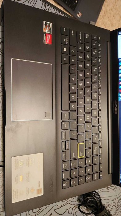 Laptop ASUS VivoBOOK M513U RIZEN 5
