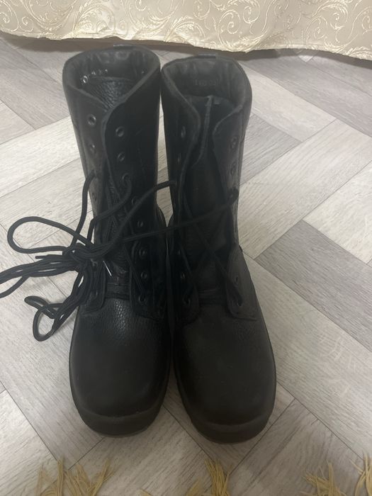 Берцы новые  зима звониле пишиле торг есть