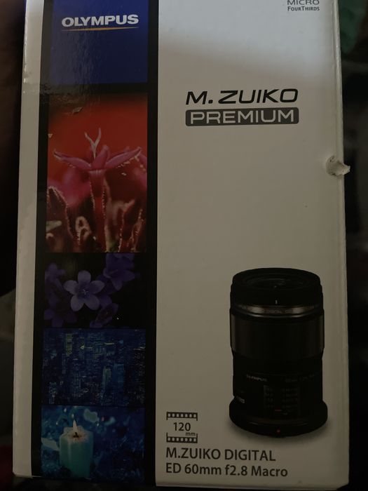 Olympus premium M.Zuiko