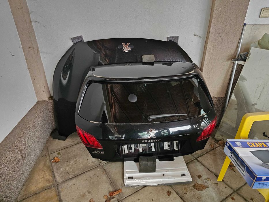 На части Peugeot 308 1,6 hdi 6 скорости Т9 2015 пежо