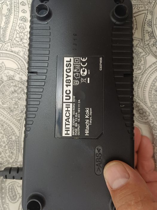 Incarcator baterii li ion  Hitachi UC 18YGSL