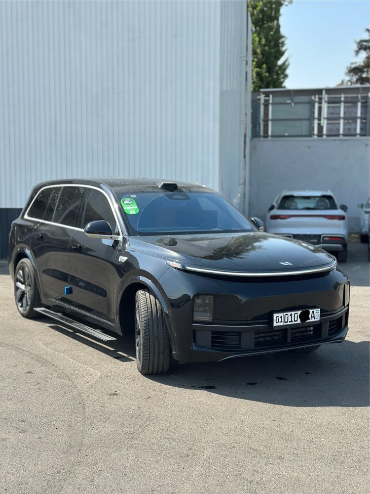 Lixiang L 9 Ultra Qora