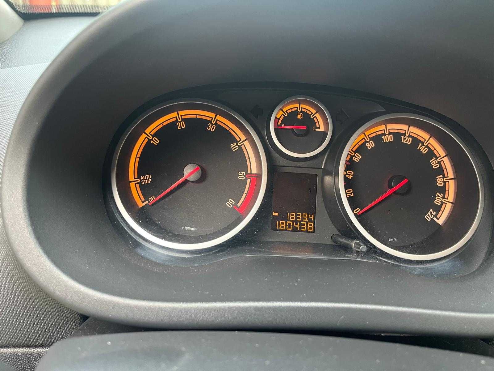 Opel Corsa D 1.3 CDTI 95 cp, Ecoflex 2012 înmatriculata Romania diesel
