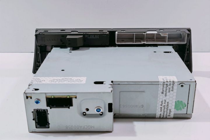 Magazie CD  8T1035110C Audi A5 8T seria