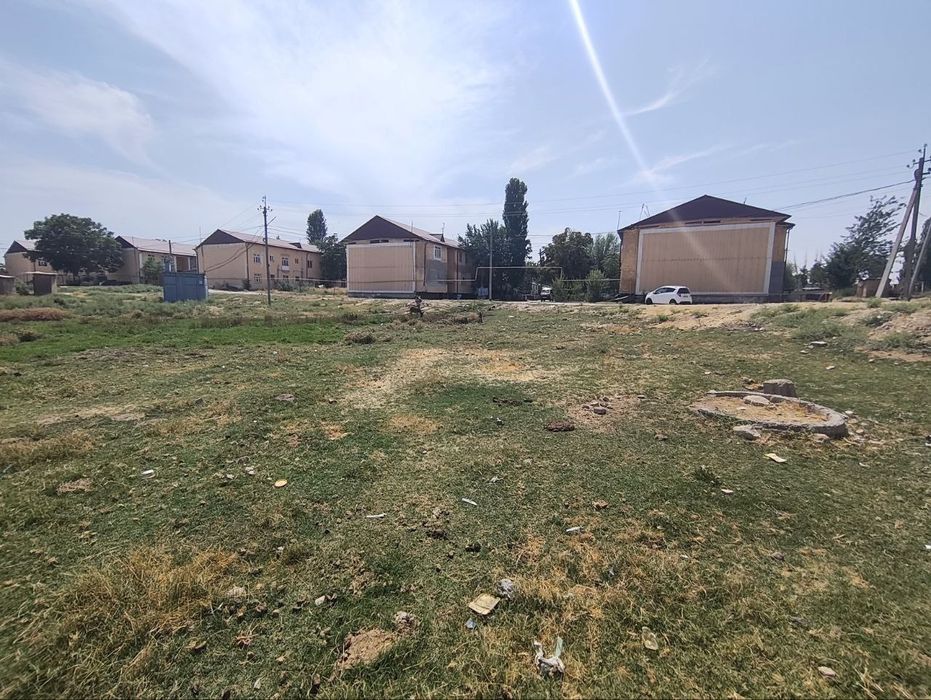 Продается или обмен тоже есть дом нежилой машина или продажа земля