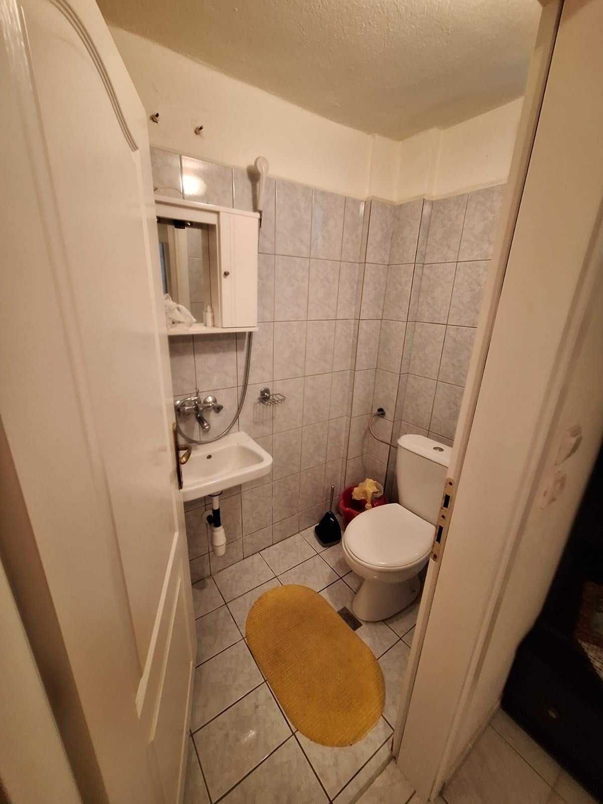 Продава триетажна къща 120 м2 с двор 280 м2 в Аспровалта, Гърция