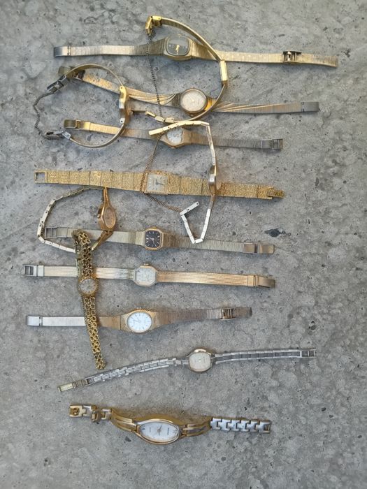 Vand ceasuri mai multe moteluri