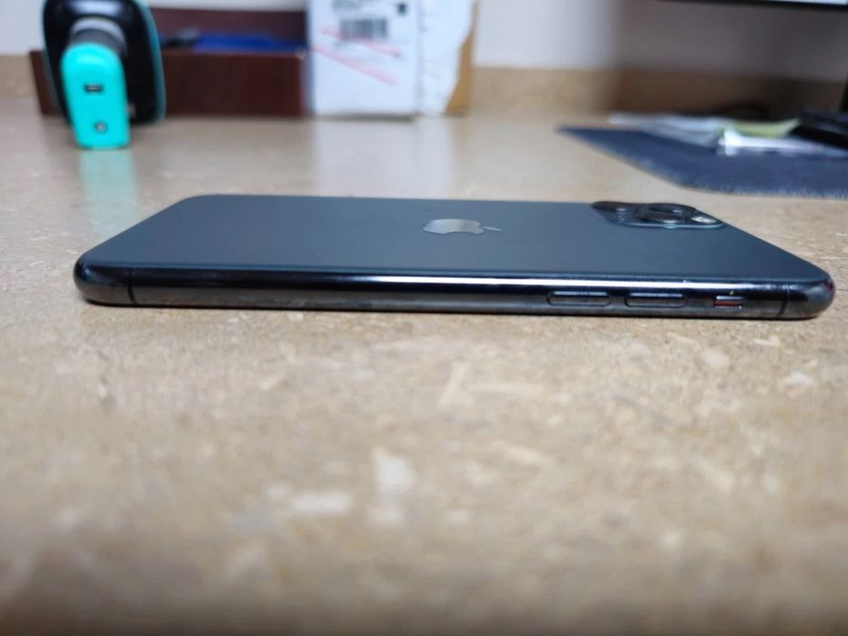 Iphone 11 pro с гарантией акб 80% 256 гб