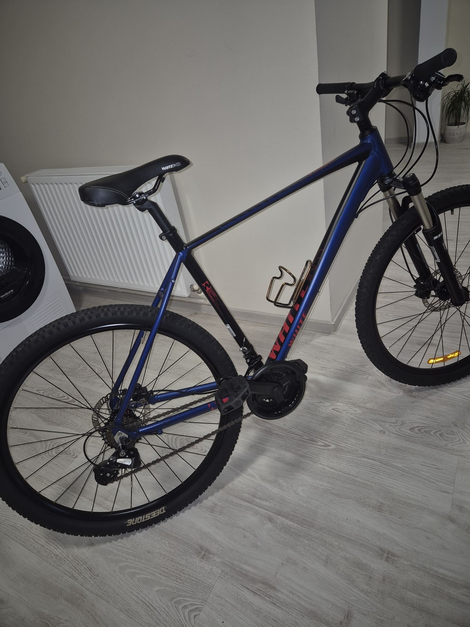 Bicicleta White,roti 27.5,frane hidraulice,full Shimano