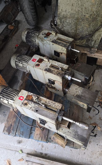 Masina de gaurirt WMW Mikromat con morse2 cutie viteze pe roti dintate