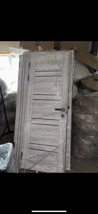 Продается дверь в хорошем состоянии,межкомнатная