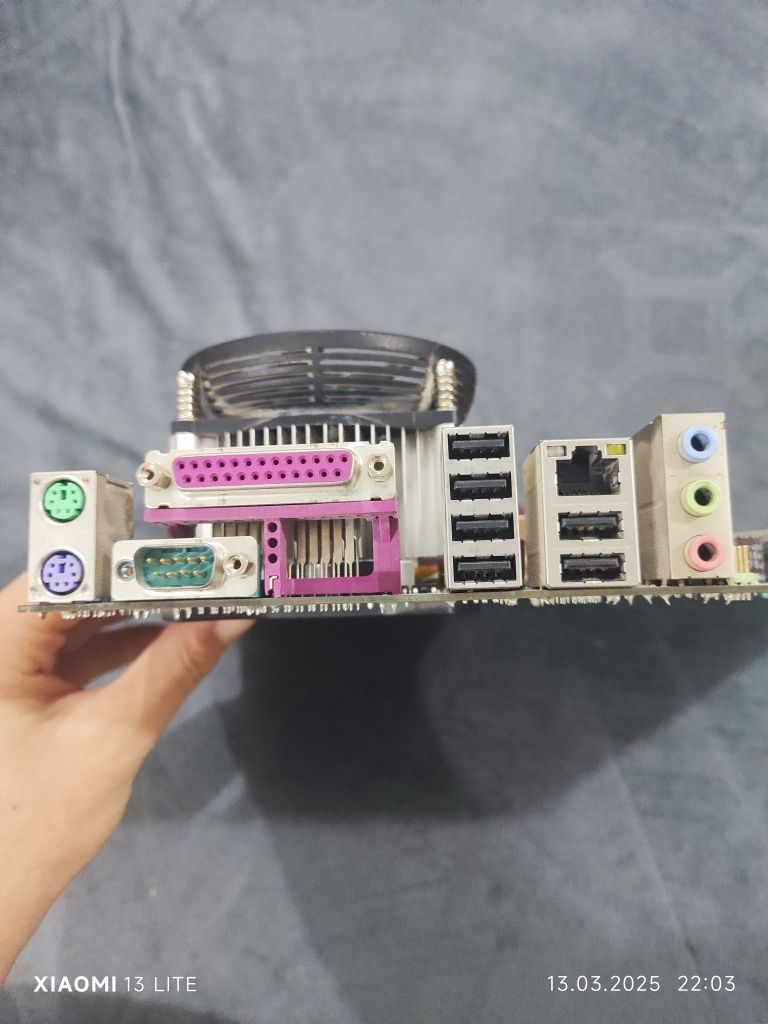 Бюджетный комплект для офиса или ретро-гейминга (LGA 775, DDR2)