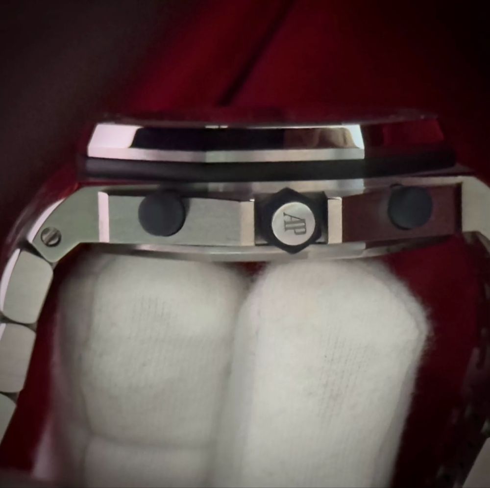 Часовник Audemars Piguet Beast