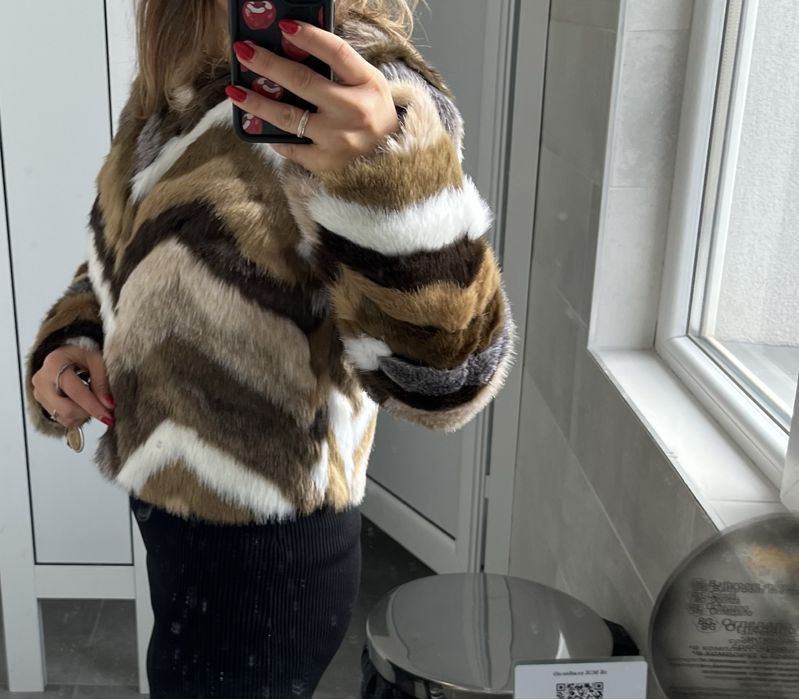 Късо палтенце на  Alessa в няколко цвята