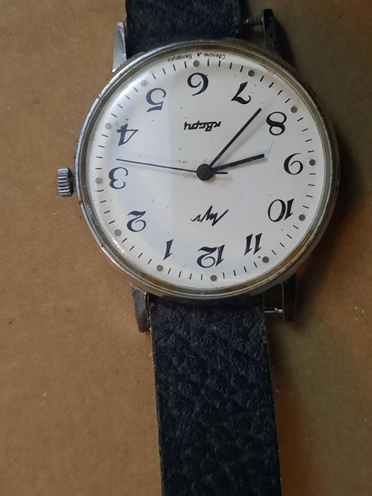 Ceasuri de mana de la 150 lei