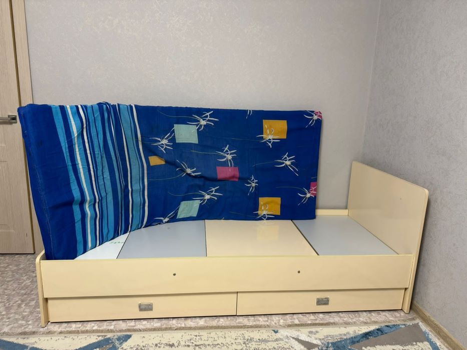 Подросковый кровать