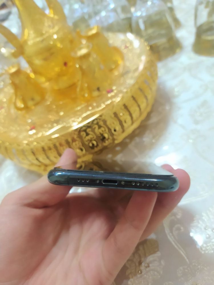 Iphone 11 pro yaxshi holatda
