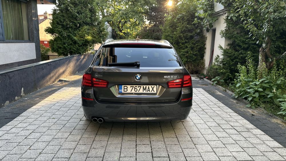 BMW 525d Touring LCI 218 CP/X Drive/Full Option/Head-Up/Panoramic