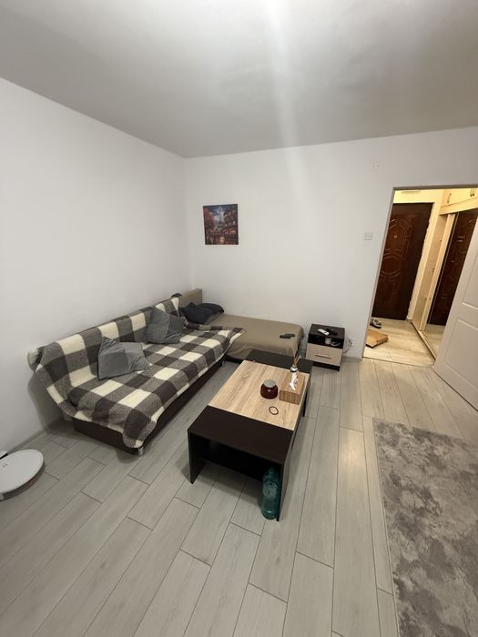 Chirie Garsoniera Brazdă zona Titulescu