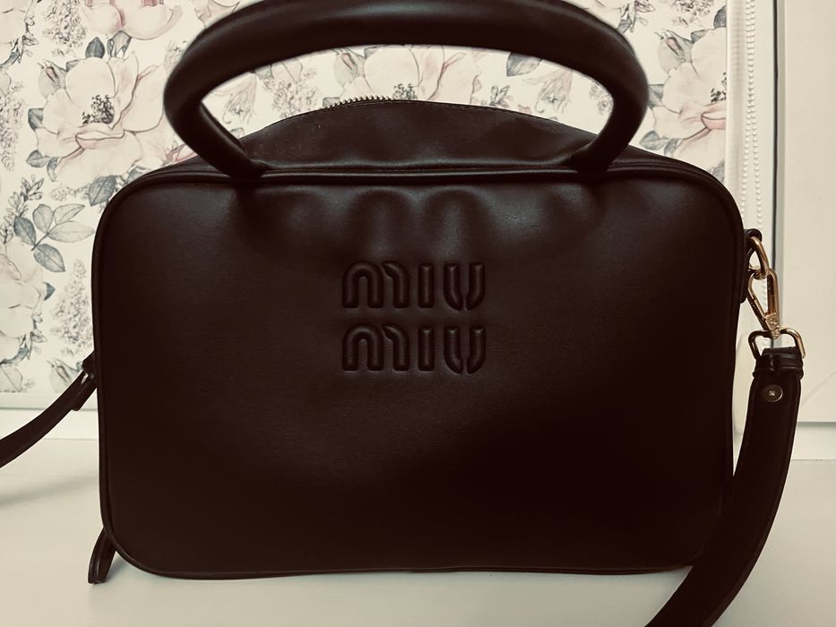 Продаю сумку за недорого!!miu miu