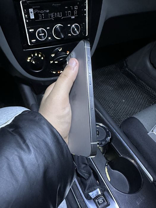 iPhone 15 pro 2 sim 256/GB