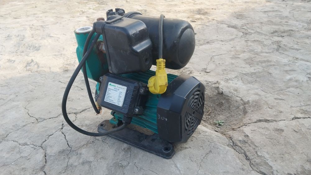 Воденой насос сатылады жұмыс жасап тұр