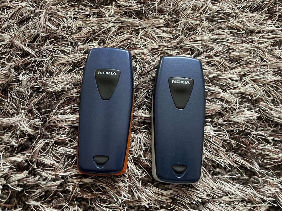 Nokia 3510 si 3510i functional, stare foarte buna!! De colectie!