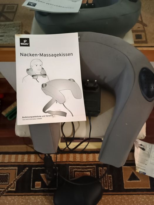 Aparat masaj cervical german