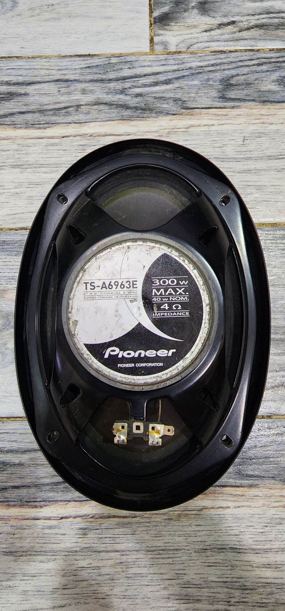 Продаю автомобильные колонки Pioneer TS-A6963E