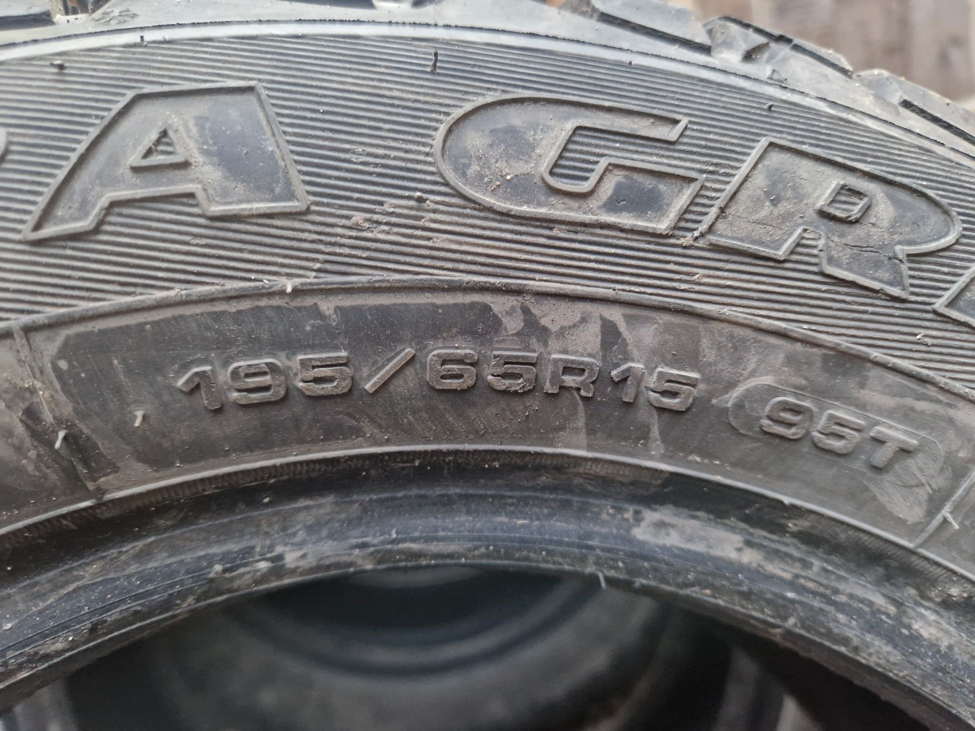 Продаются шины зимние