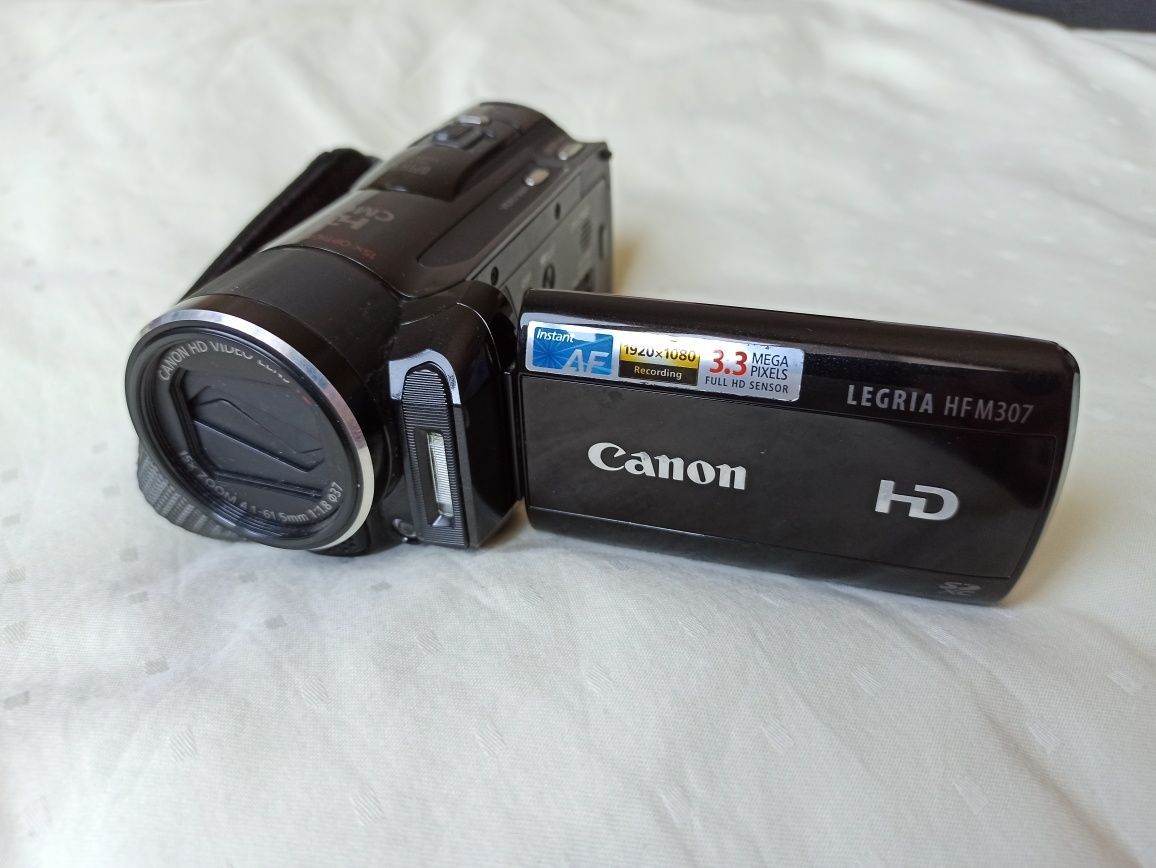 Видеокамера Canon HD LEGRIA HFM307