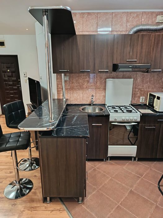 Inchiriez apartament 2 dormitoare Ared Uta