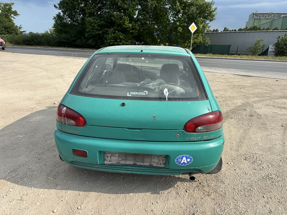 Митсубиши Колт 1.3i - На Части!!!