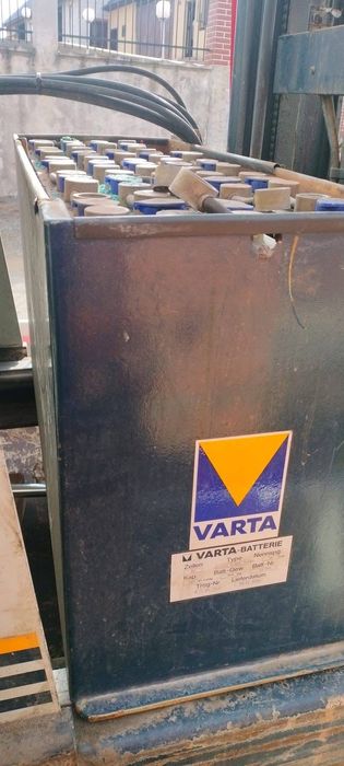 Stivuitor electric Komatsu