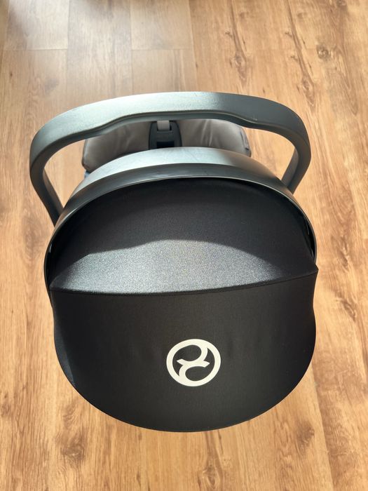 Vand scoica Cybex Aton 5 si baza isofix