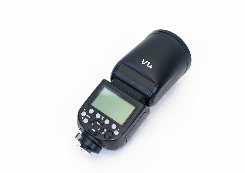 Blitz Godox V1 N - pentru Nikon