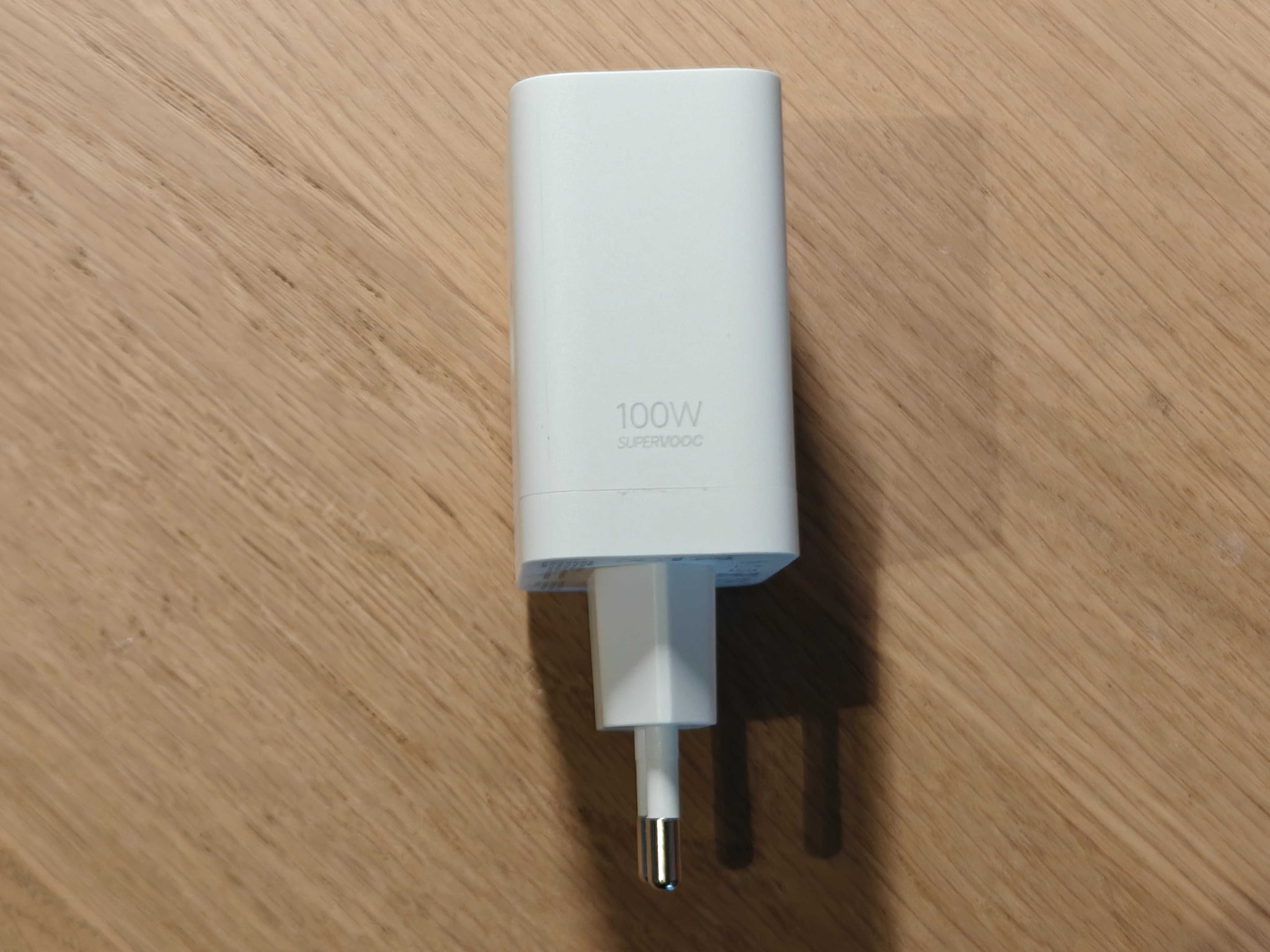 Oneplus 100W SuperVOOC зарядно + кабел