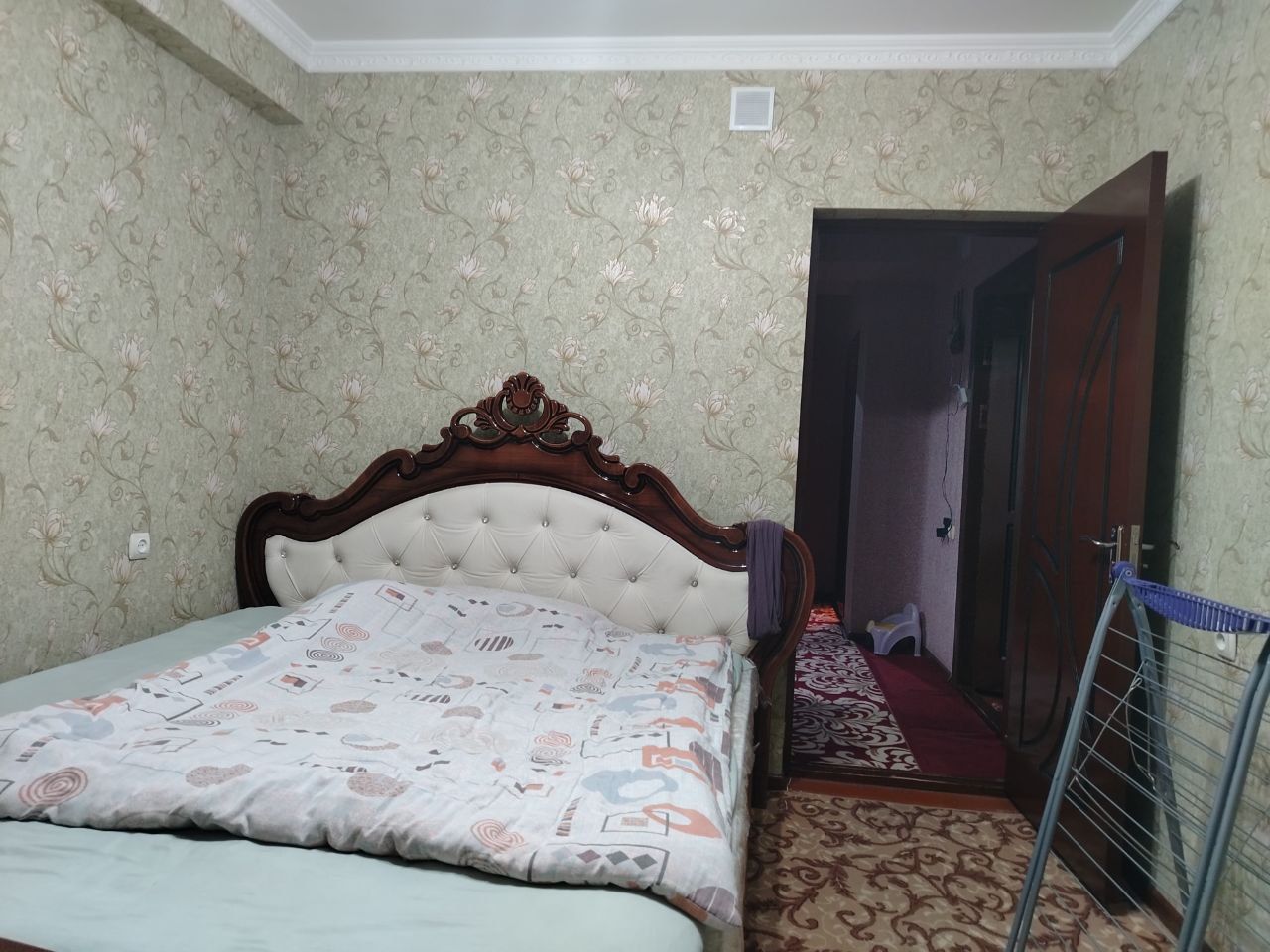Uchtepa 4 xona Srochna sotiladi