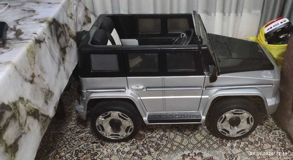 Автомашина. Новая. Для детей