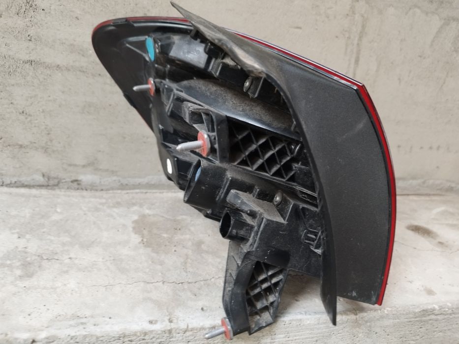 Десен външен стоп А klasse (W177) A220-4matic (2018-2022)