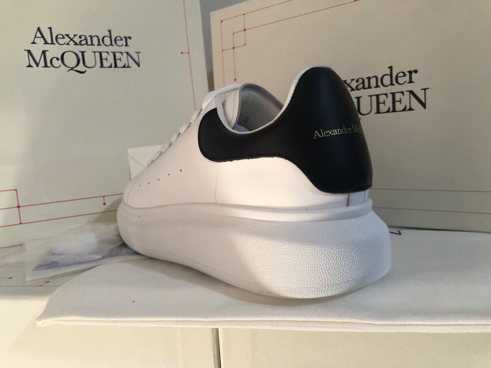 Adidasi Alexander McQueen Premium