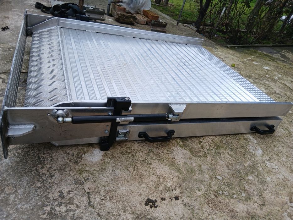 Продава се борд за инвалидни