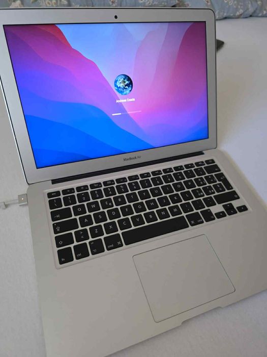 MacBook Air (13-inch, Early 2015)