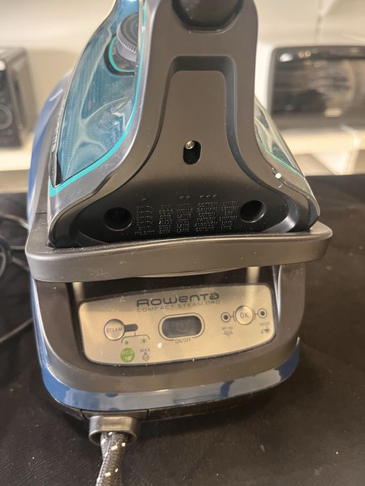 Statie de calcat Rowenta