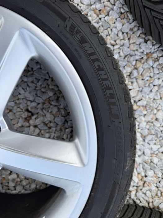 4 всесезонни гуми МИШЕЛИН КРОСКЛИМАТ ДОТ 24г- 245/40/18 -7мм грайфер