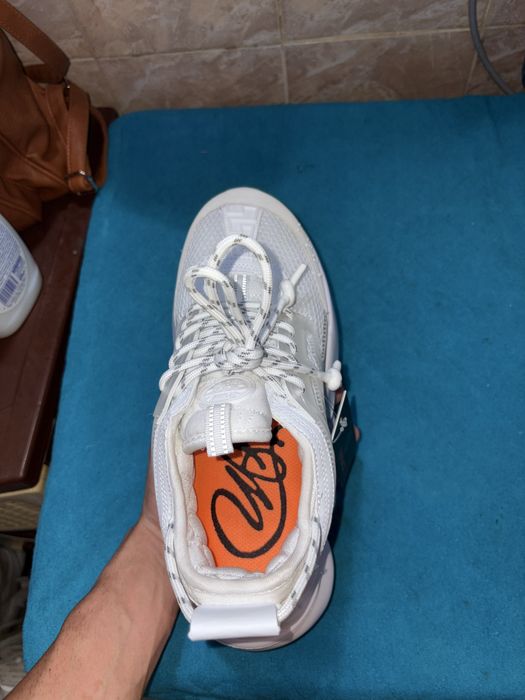 Versace Chain Reaction